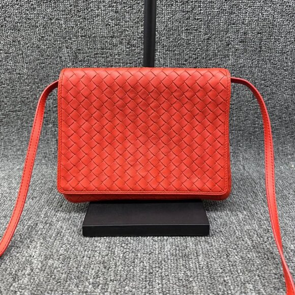 Bottega Veneta Leather Shoulder Bag 450-012425 - Picture 2 of 14